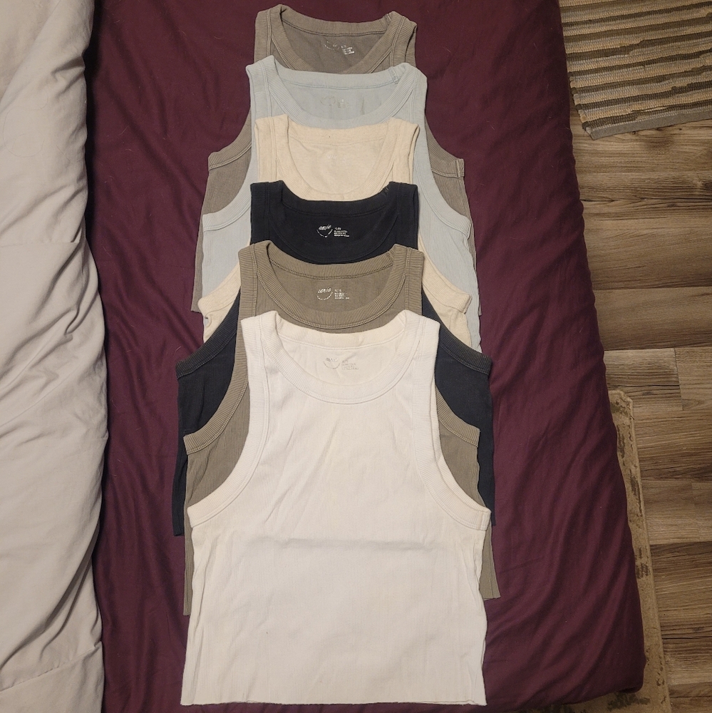 Aerie High Neck Crop Tank Set